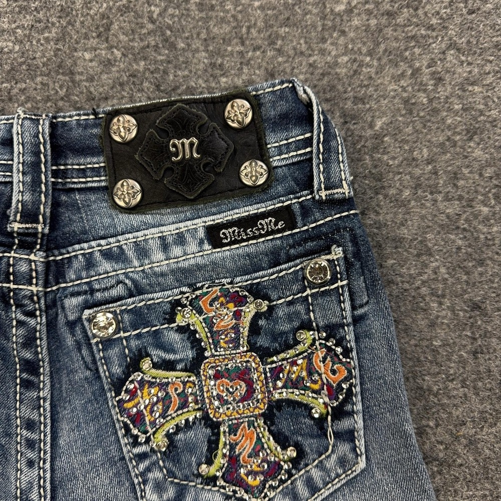 Miss Me Shorts Girls 8 Blue Denim Jean Bermuda Embroidered Cross Pocket Stretch - Picture 4 of 11